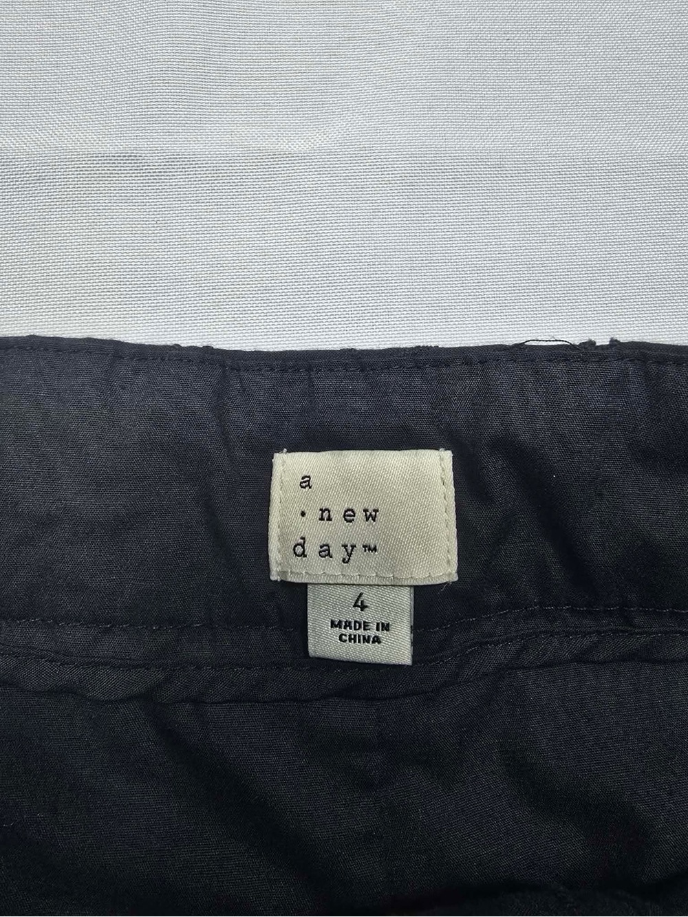 A New Day High-Rise Pleated Eyelet Shorts Sz 4 Coquette Cottagecore Romantic - Picture 7 of 8